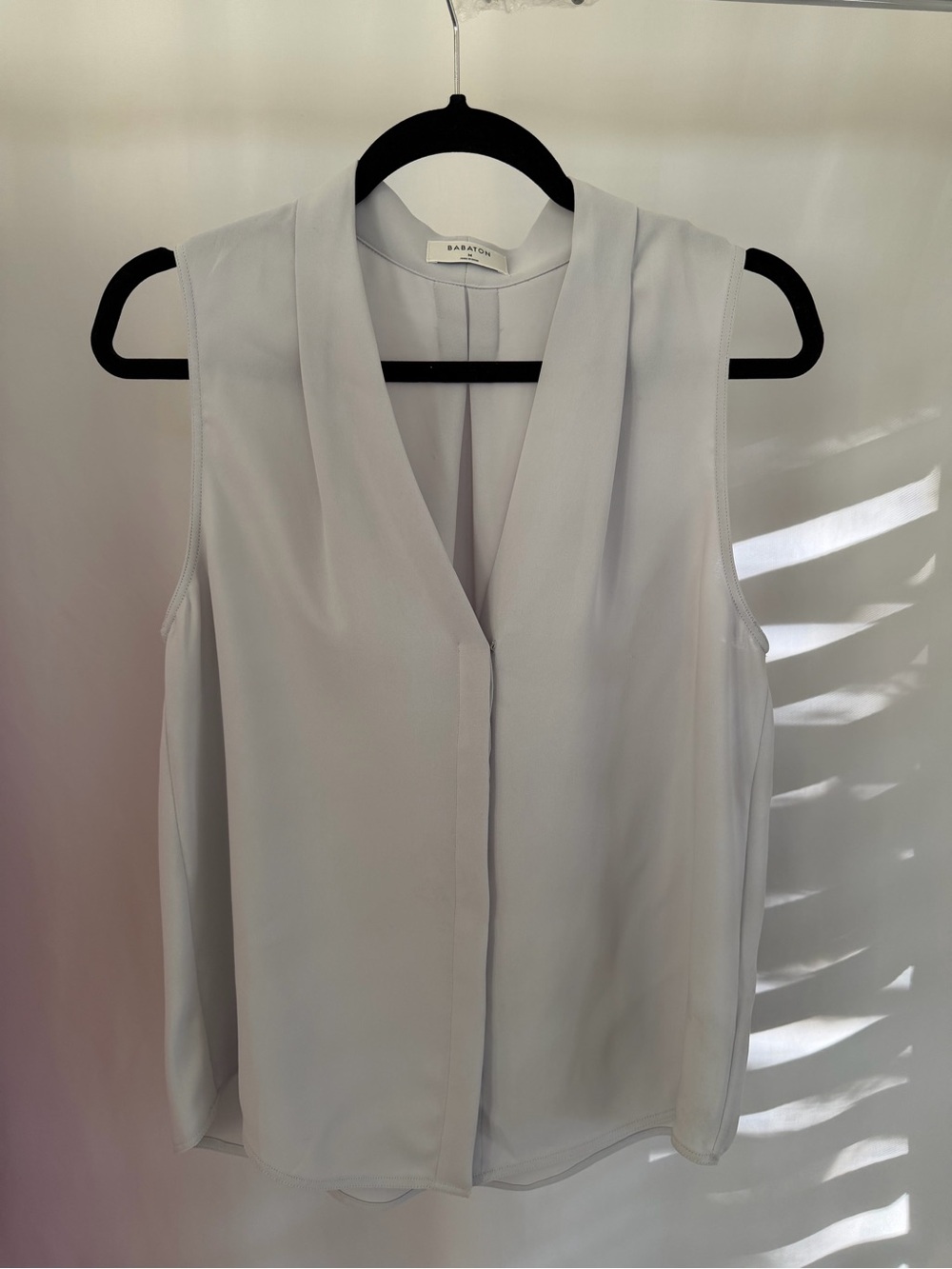 Babaton (Aritzia) Silky Sleeveless Blouse Grey Size Medium